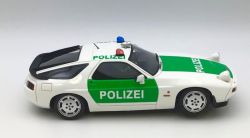 LMM 1/32, Porsche 928, Polizei (mit Dauerbeleuchtung)