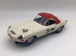 Scalextric 1/32, Jaguar E-Type, Nr.24, Adrian Newey, C4232