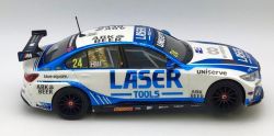 Scalextric 1/32, BMW 330e, Nr.24, NGTC 2023, C4526