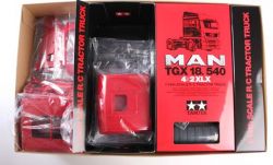 Tamiya 1:14, Bausatz MAN TGX 18.540 (rot vorlackiert)