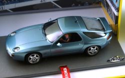 LMM 1/32, Porsche 928, bleu ciel, 132105M/LB