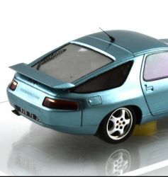 LMM 1/32, Porsche 928, bleu ciel, 132105M/LB