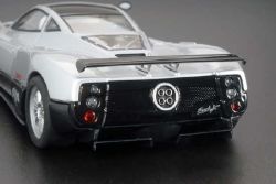 MB-Slot 1/32, Pagani Zonda F2005, silber