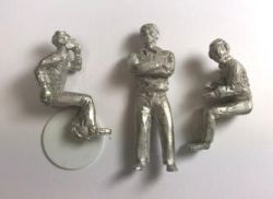 STS 1:32, Figuren Boxenmauer, unbemalt (Pack A)