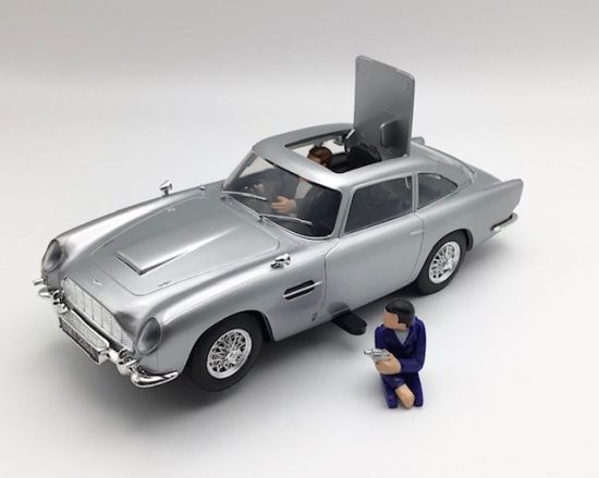 Scalextric 1/32, James Bond Aston Martin DB5, C4436