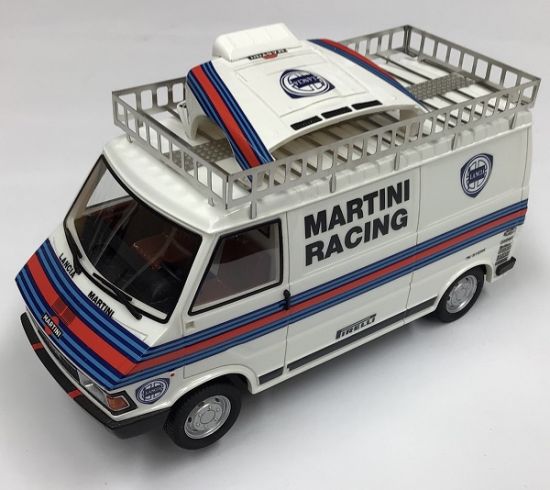 Avant Slot 1/32, Fiat 242, 1983, Premium Collection