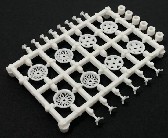 MRRC, Felgeneinsätze weiß (2 x 4 Stk.) + Zubehör